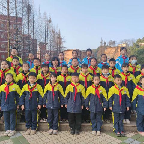 学雷锋精神，做美德少年——记南方一小2023年上学期第四周升旗仪式