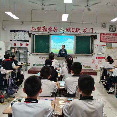 为生命护航  促健康成长——莲河学校七年级三班组织“爱心头盔”发放活动