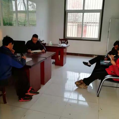 场党委委员李昂到农科所调研并召开工作会议