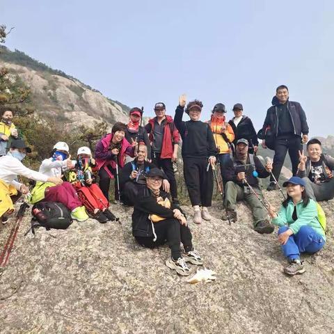 12.17，19位伙伴黄金海岸山脊线，全程16公里，