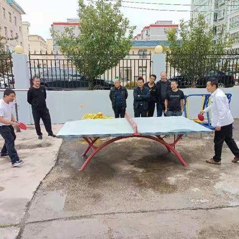 兰州北山生态建设管护中心大草滩林场工会举办庆国庆文体活动