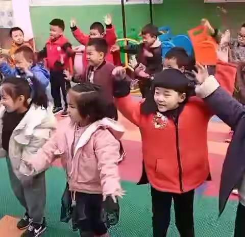 鸿博幼儿园中班体智能课