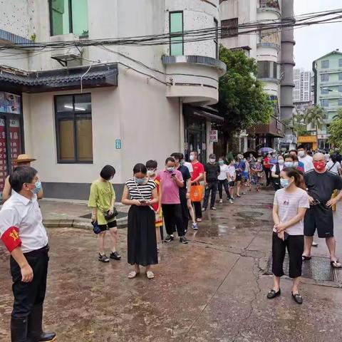志愿服务海口党校在行动