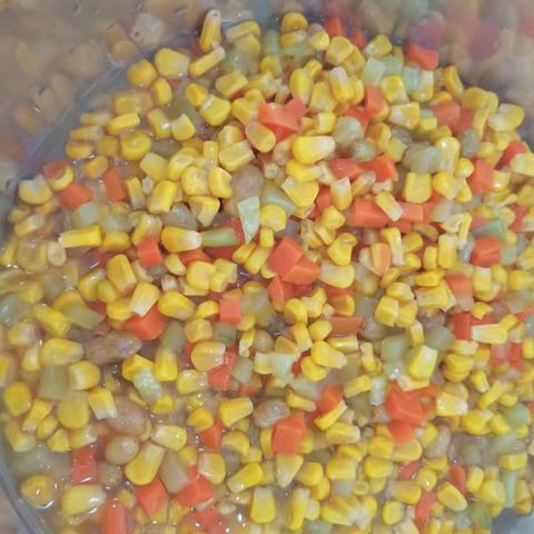 美景美食——小五班三月份自助餐