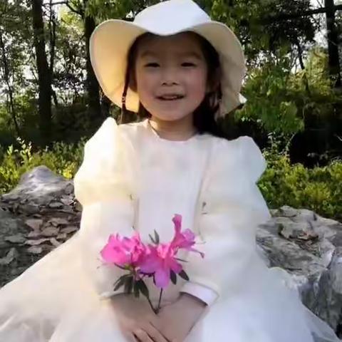 阅读共享点亮童年——青芒果幼儿园萌娃讲故事（第十一期）