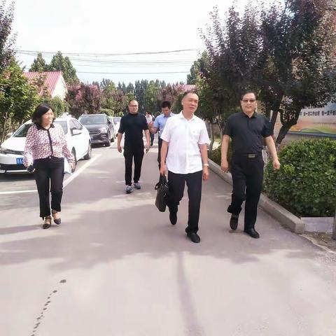 济南市教育局到桑梓店街道开展社区教育中心校达标验收工作