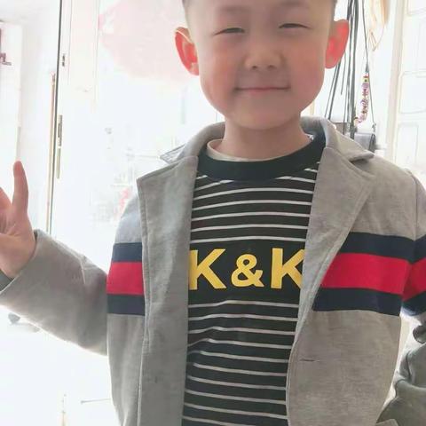 专访——少年当自强神墨口才小学员董洛宾