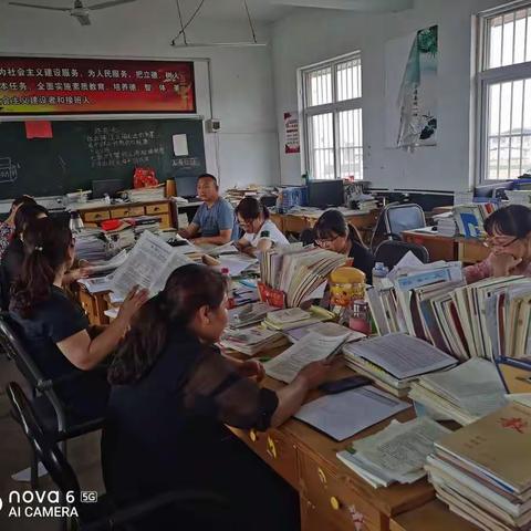 精备精练助中考   师生协力题金榜