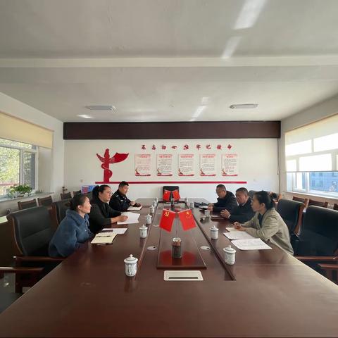 旗政法委调研组深入好腰苏木镇调研矛盾纠纷排查化解和命案防控工作