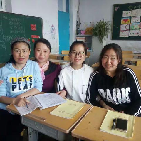 用智慧启迪智慧，用课题引领教学－－土顶中心小学主题教研活动纪实