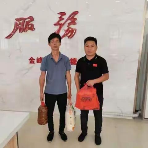 “八一”慰问显温情        情暖退役军人心