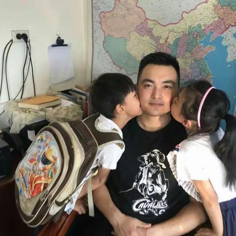 父亲节快到了，爱诺大一宝宝们在干啥？