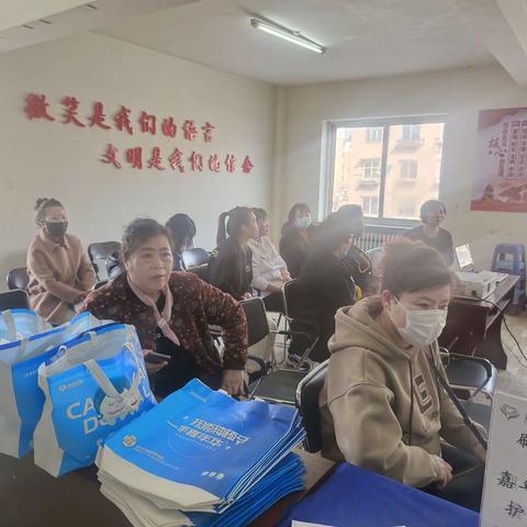茨沟社区开展“三八”妇女节庆祝活动—学习二十大，健康你我她
