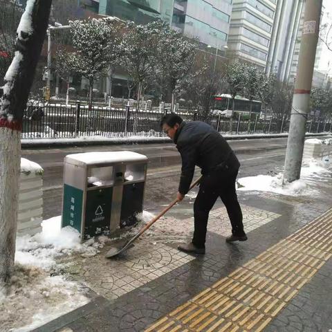 区统计局继续开展除雪保畅活动