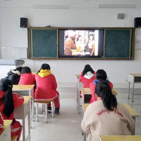 南北战争处乱世，风中飘摇美佳人。