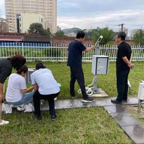 宜君县气象局连夜冒雨恢复监测数据不间断