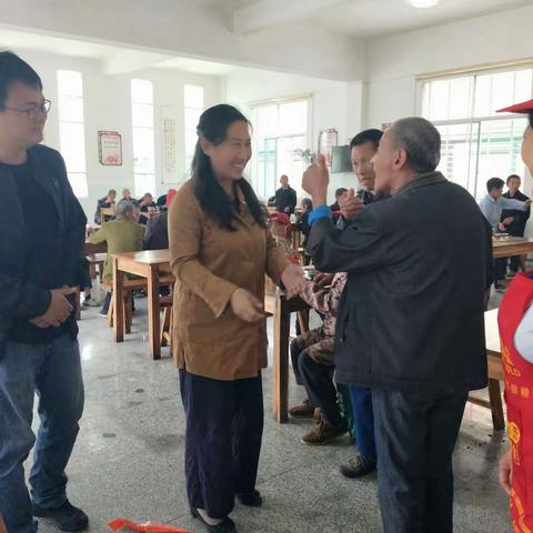 岁岁重阳，今又重阳，张塝镇福利院院民、职工文艺联欢庆重阳