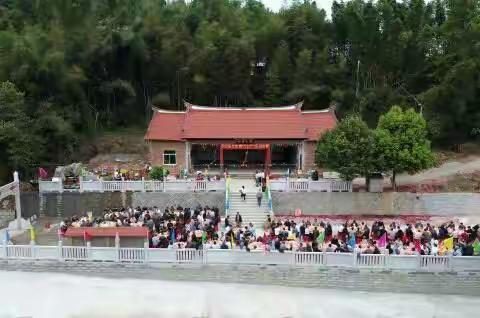 罗氏周文公宗祠