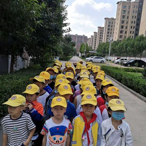 一年级我们来啦！～南乐县第四实验小学开学纪实