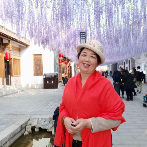 岁月是一首歌，续写美好生活的曲，画家的自己，总是在人生的蓝图里描绘五彩缤纷的画卷，自娱自乐，快乐无比！（二）