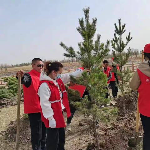 春回大地万物苏，植树添绿正当时