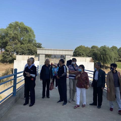 巩义市水利局离退休干部党支部开展欢度重阳节活动