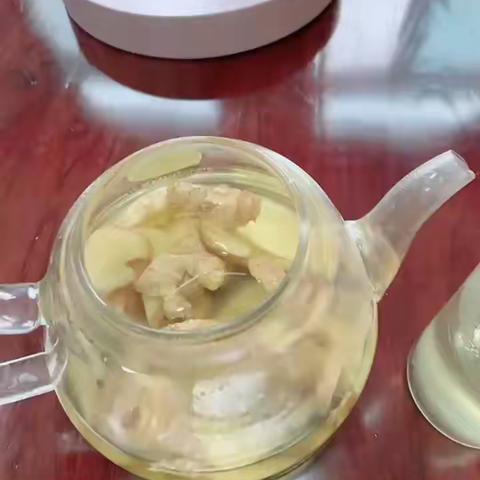手脚冰冷