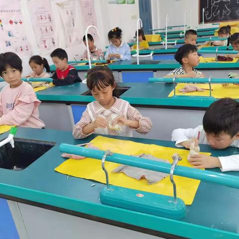 一（1）班陶艺课