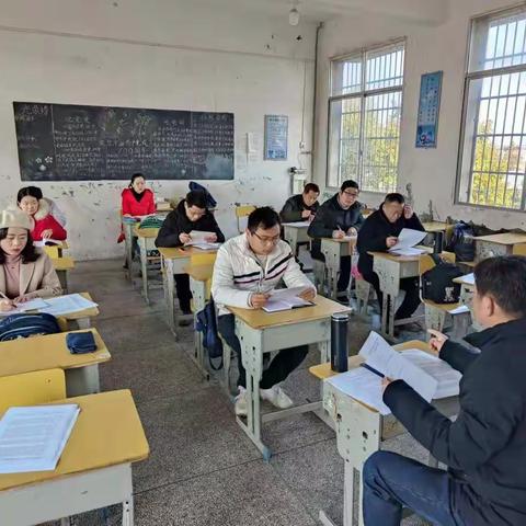 石首市东升镇东洋中心小学“双优化”整治百日攻坚行动理论学习研讨会