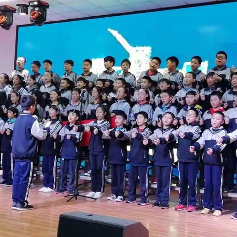 歌唱祖国，爱我中华
