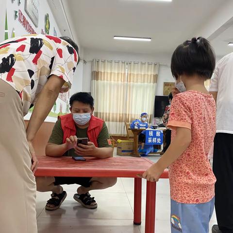 单县孔子学堂党员志愿者积极参与我县第二十九轮区域核酸检测工作