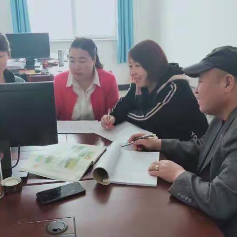 ᠪᠢᠳᠡ ᠵᠣᠬᠢᠶᠠᠯ ᠪᠢᠴᠢᠵᠦ ᠴᠢᠳᠠᠯ᠎ᠠ᠃