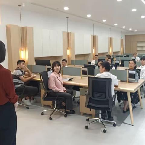 湖北瀛楚(海口)律师事务所召开法律人才招聘会