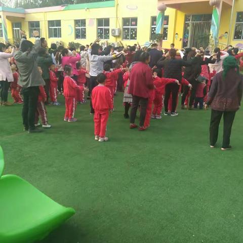幼儿园亲子游戏