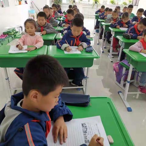 高新区第六小学“书香校园系列”之  二年级看图写话比赛