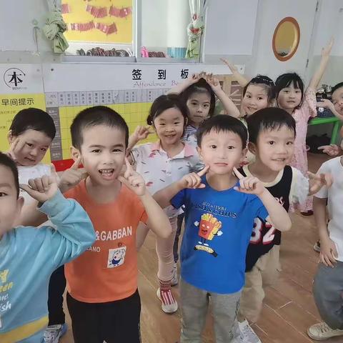 小苹果幼儿园大一班