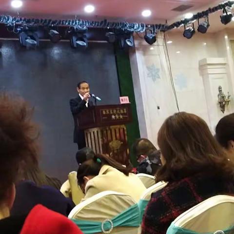 采他山之石以攻玉，纳百家之长以厚己