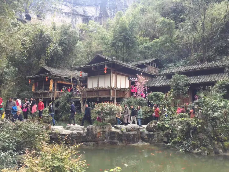 游酉县桃花源