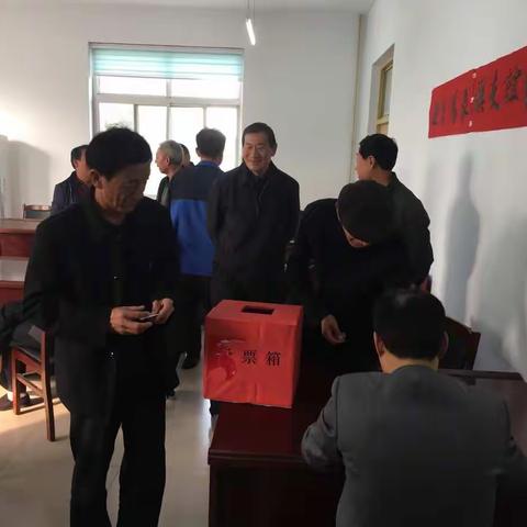 沙河市委老干部局组织迎重阳象棋友谊赛