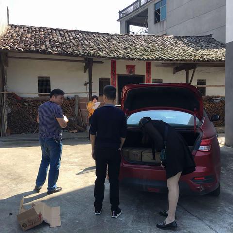 保户比拼，我们在行动