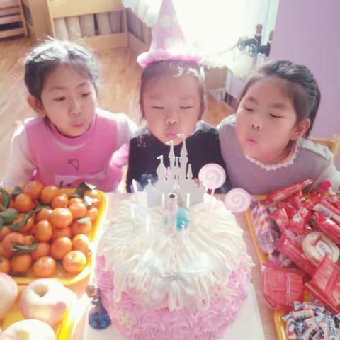 祝多多小baby六岁生日快乐🍰愿所有的快乐好运都围绕在你身边，