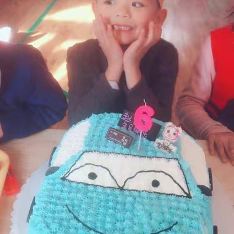 祝赵旻浩宝贝六岁生日快乐🎊🎈🎁🎁🎂