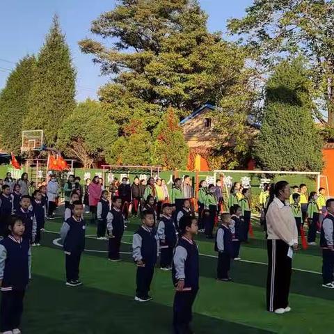 从小学先锋，长大做先锋——潞州区南石槽小学建队日活动