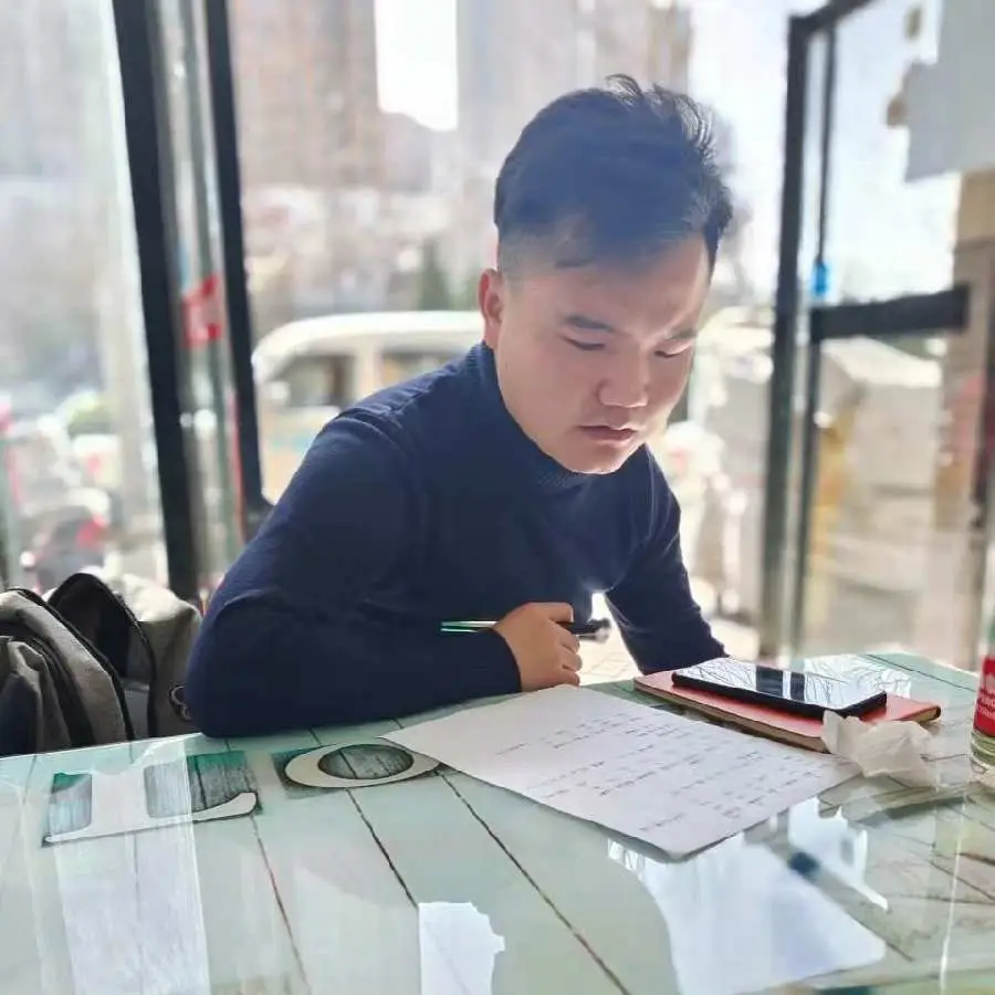 与现实的荒诞相比小说的荒诞真是小巫见大巫