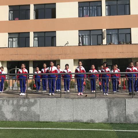 “我爱红领巾，争当小主人”主题升旗仪式——四（2）中队