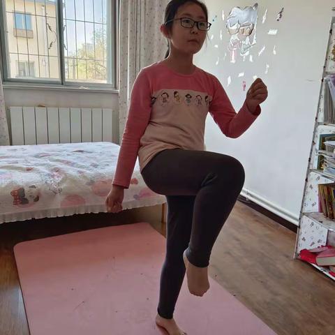 生命在于运动，战“疫"在于行动——北重一小四年二班疫情防控期间居家体育锻炼进行中