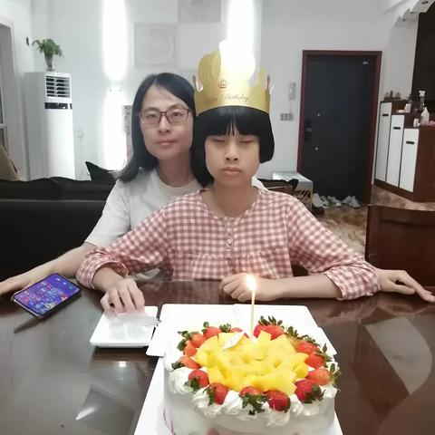 2020年5月27日，为宝贝孙女语萱13岁庆生