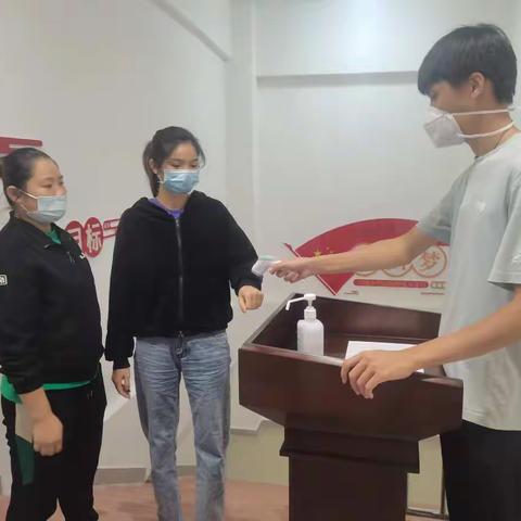 吉阳区人社局在新村社区举办第36期农村富余劳动力老人陪护培训班