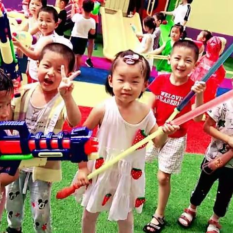 明星幼儿园《全园消暑水枪🔫🔫大作战》快乐活动精彩瞬间🍀🍀