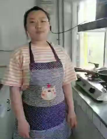 我是小厨神---致敬劳动节滨河路小学六一班